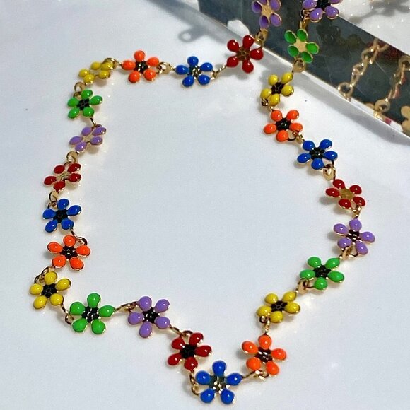 Daisy Floral Necklace Stainless Steel - Picture 10 of 12